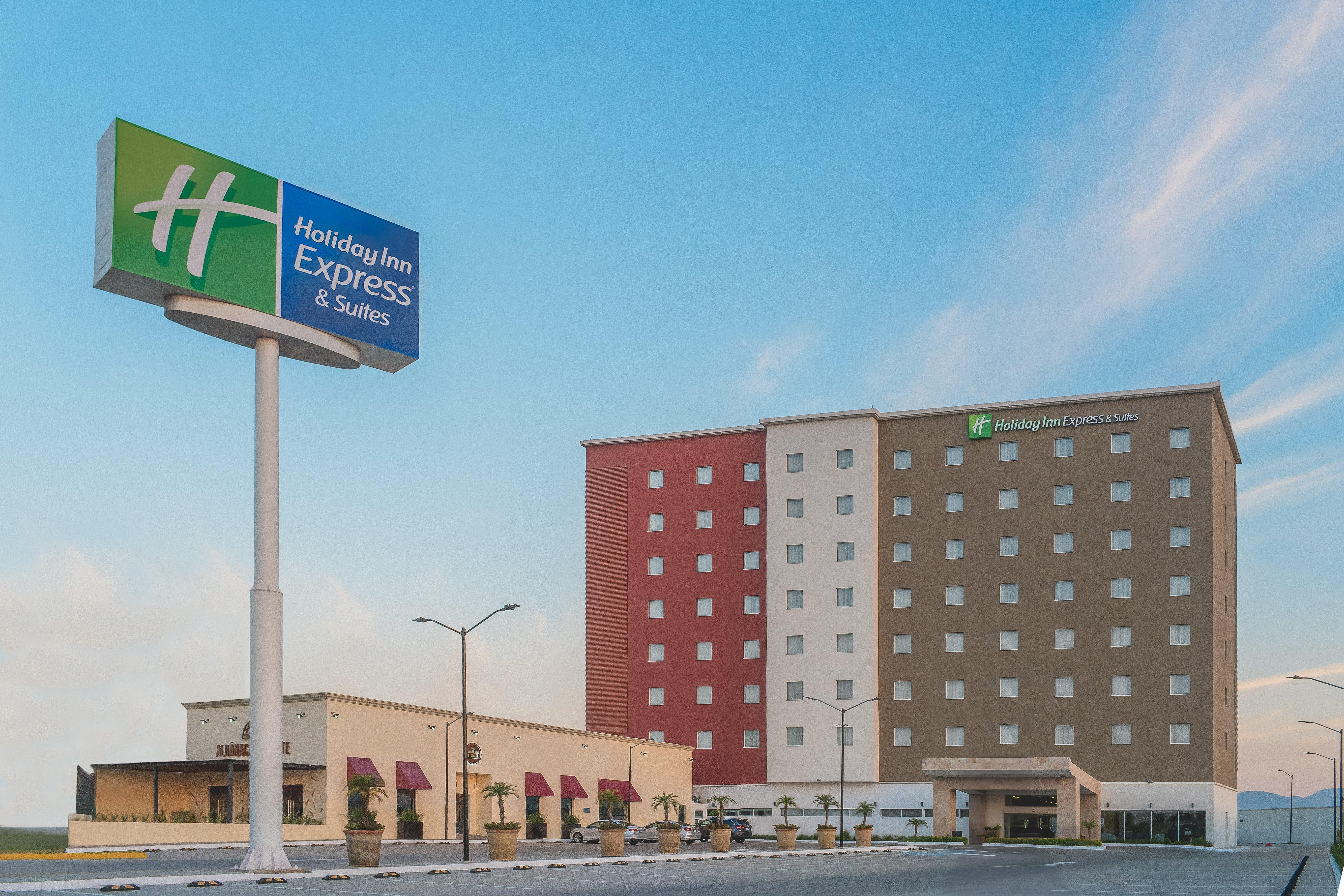 Holiday Inn Express & Suites Silao Aeropuerto Terminal, An Ihg Hotel Eksteriør bilde